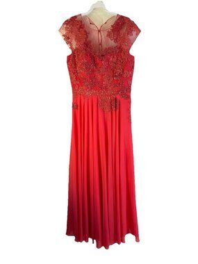 Rickie Freeman Terry John Beaded Embellished Gown Dress Special Occasio